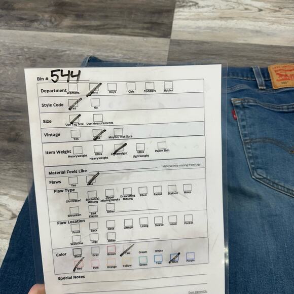 Levis 505 Red Tab Blue Mens 38x30 Straight Medium Wash Faded Front Denim‎ Jeans - Picture 8 of 11